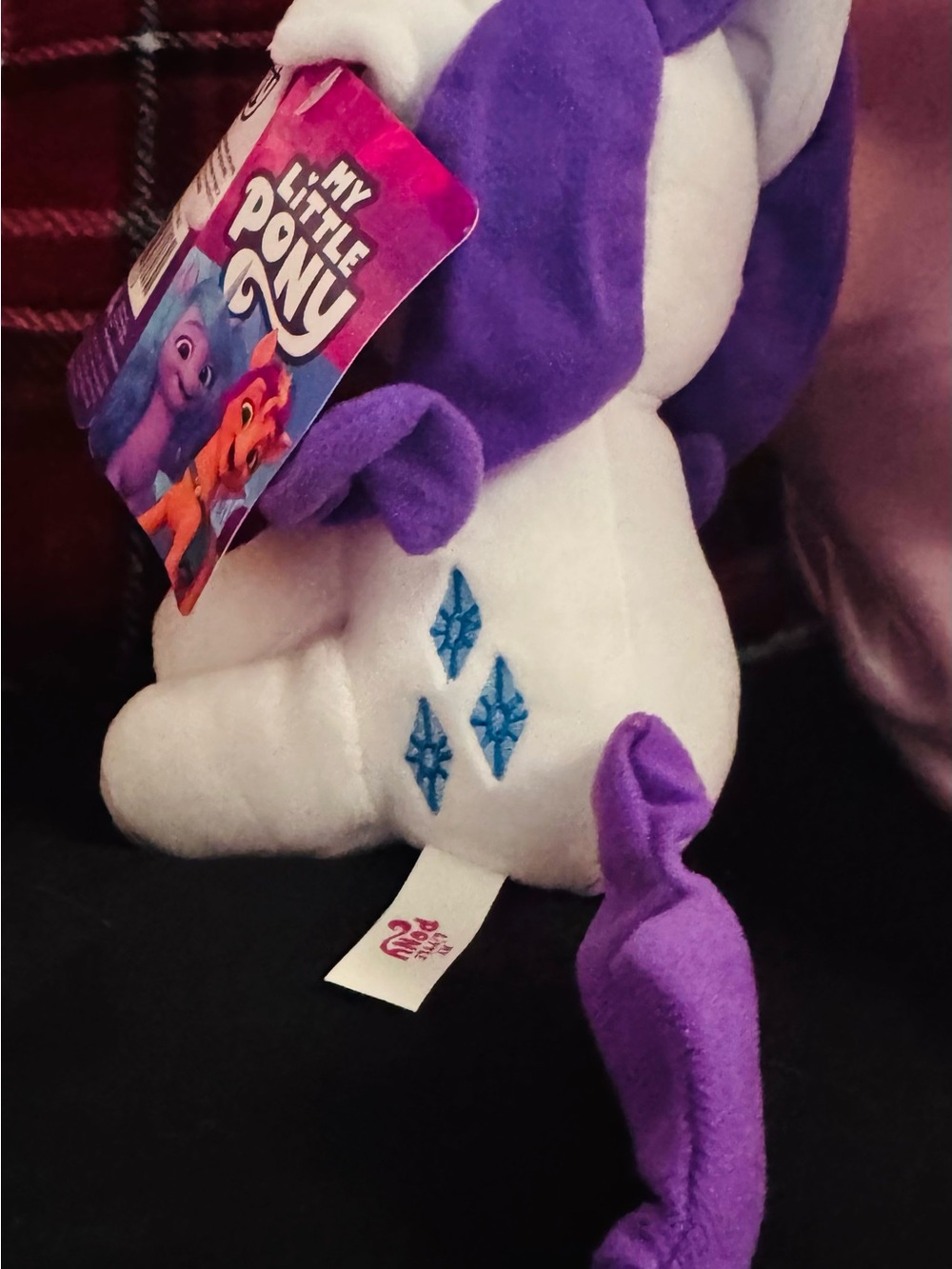 7-inch My Little Pony Rarity Plush — White & Purple Unicorn - Hasbro - Picture 4 of 11